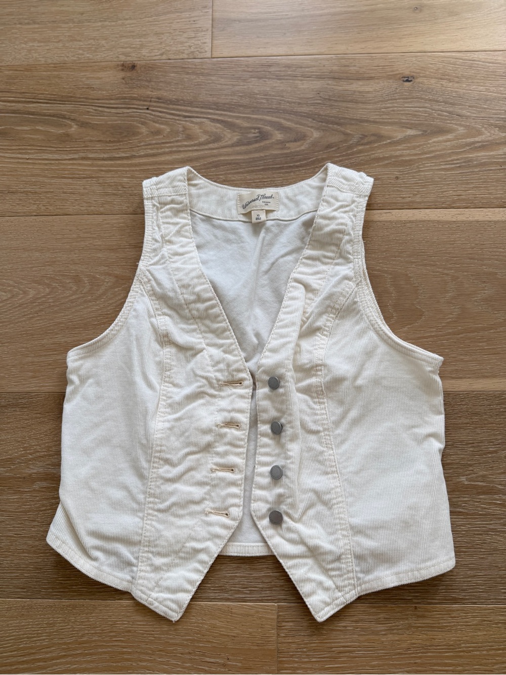 Universal Thread Women's Cream Button-Front Vest XS